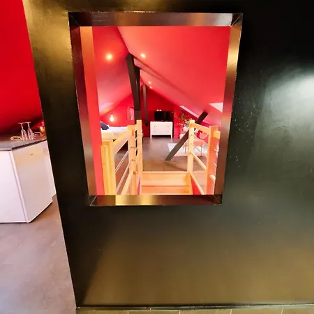 Apartman Camelias, The Secret Reims